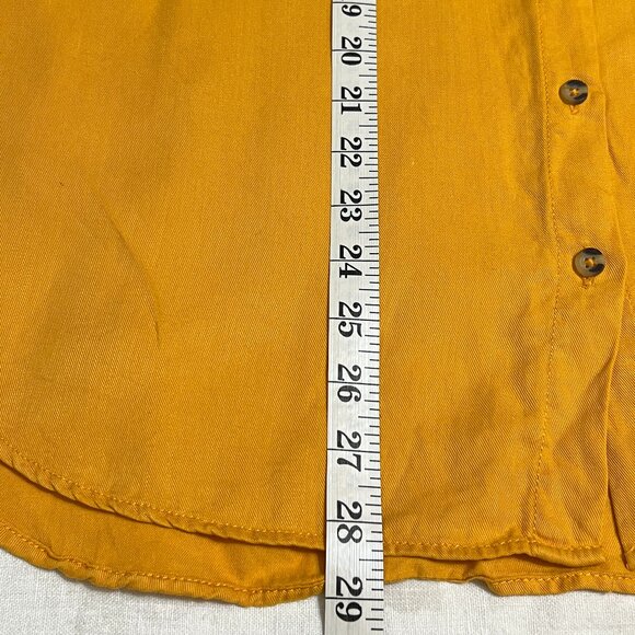 Lola River Women’s Mustard Yellow Tencel Button Front Short Sleeve Top Size L - Picture 7 of 7